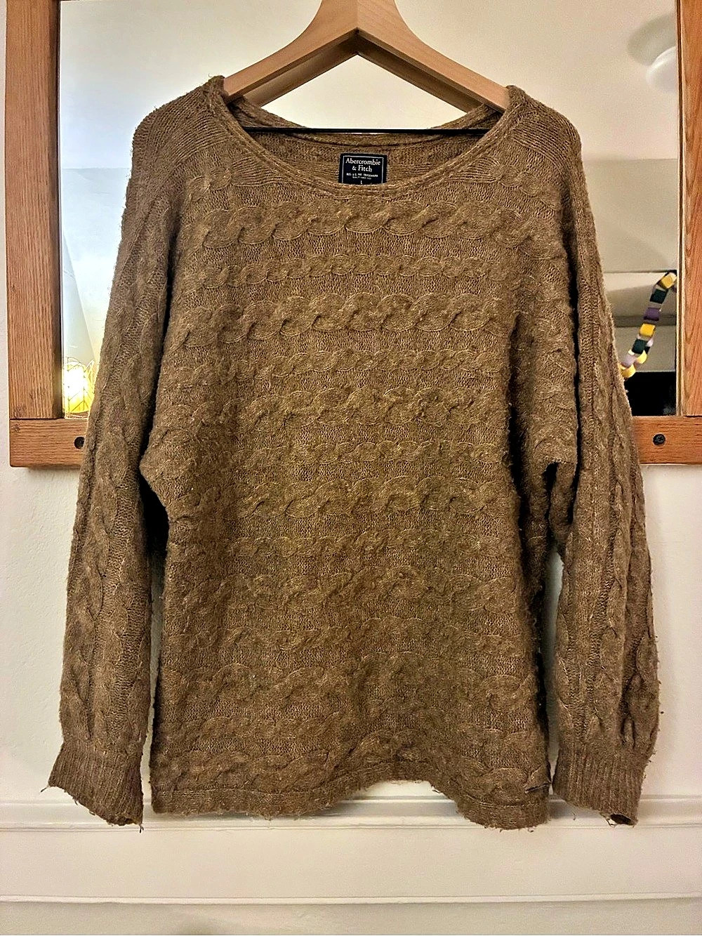 Abercrombie and Fitch Sweater Womens Small Brown Long Sleeve Cable Knit Fuzzy